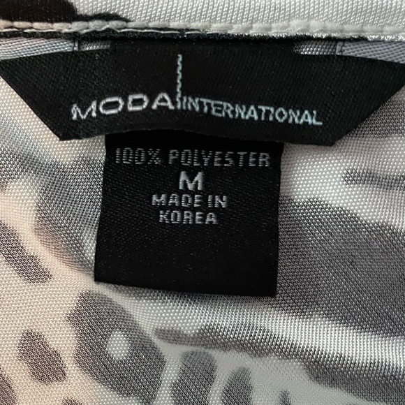 Moda International One-Shoulder Zebra Print Top - Picture 2 of 9